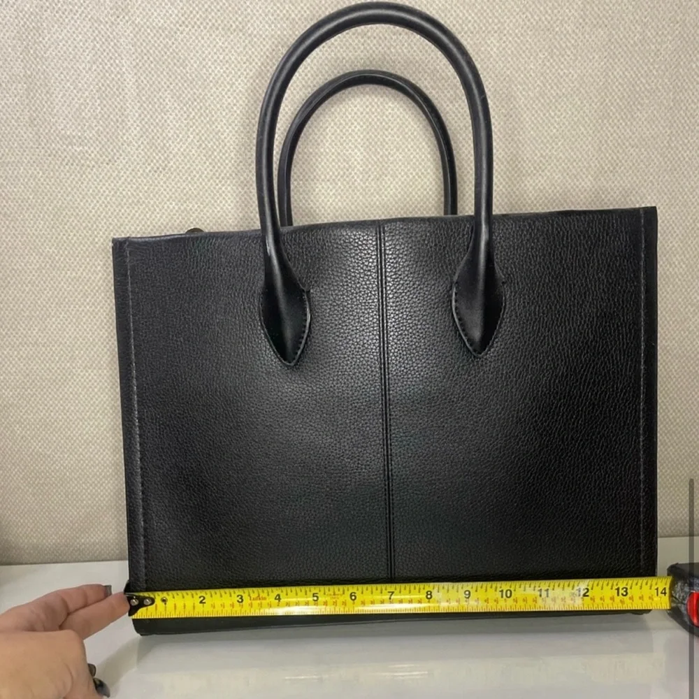 Michael Kors Mirella NWT MED 13”x10” BLACK - Picture 5 of 6
